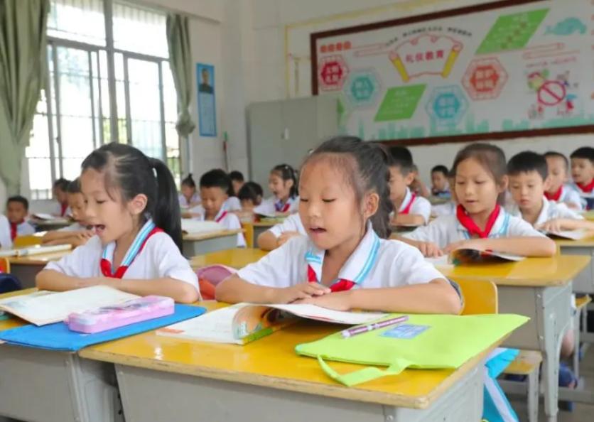 小学英语晨读都有什么技巧？插图