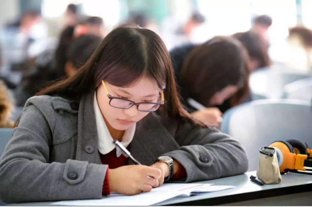 怎样才能学好初中政治（已经道法及格了，还能怎么提高）插图