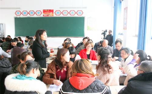 如何通过中班教研内容培养精英团队？插图