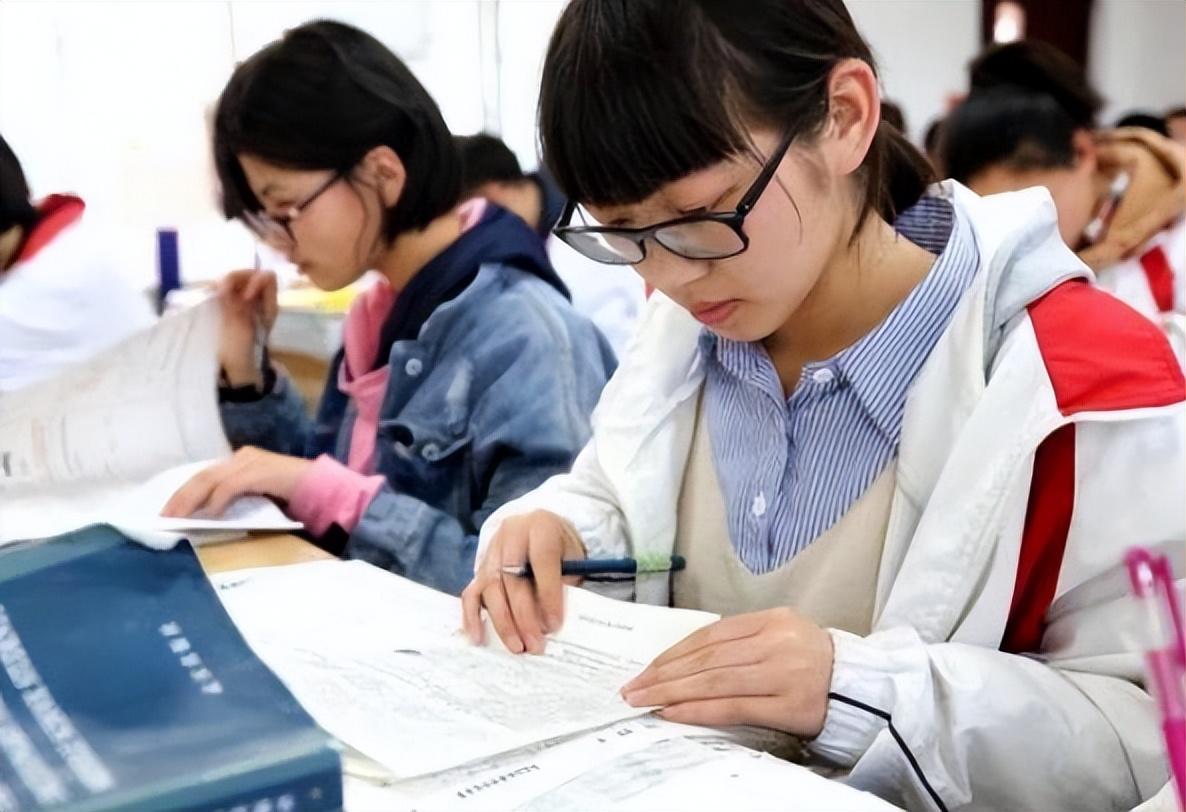 如何让孩子写好初中英语作文？提高英语写作能力有哪些方法？插图