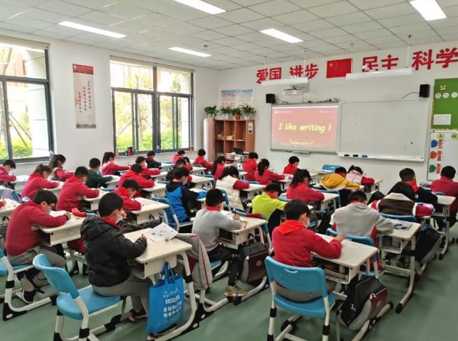他是怎样成功考入北大的？他的英语成绩始终保持在145分以上的秘诀是什么？插图