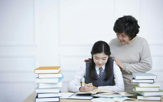 与初中孩子如何相处， 与初中孩子建立良好的沟通桥梁插图