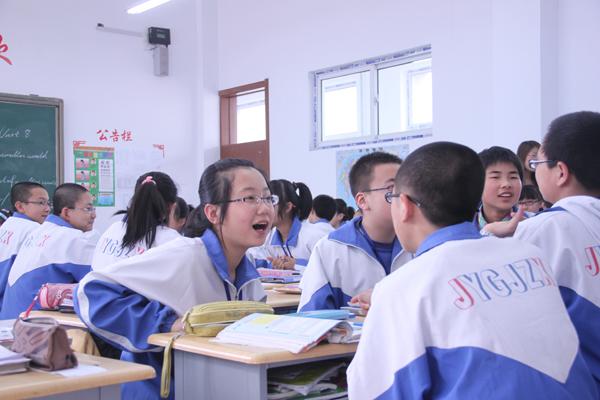 英语完形填空怎么学习完形填空解题技巧：如何有效利用上下文线索插图